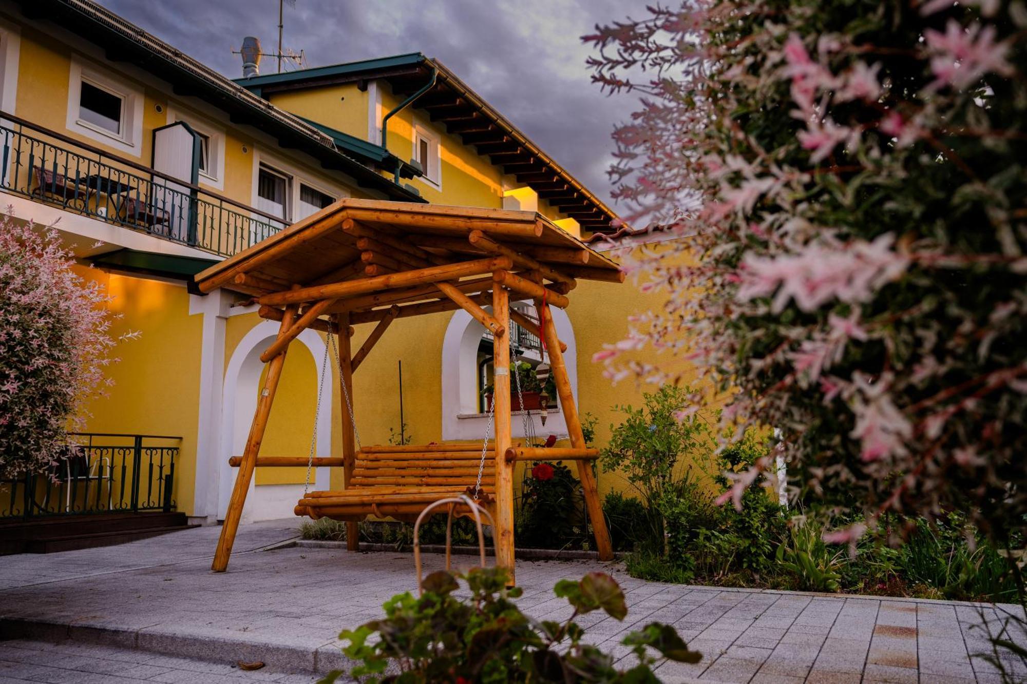 Pension Baumgartner-Berghof Obernberg am Inn Ngoại thất bức ảnh